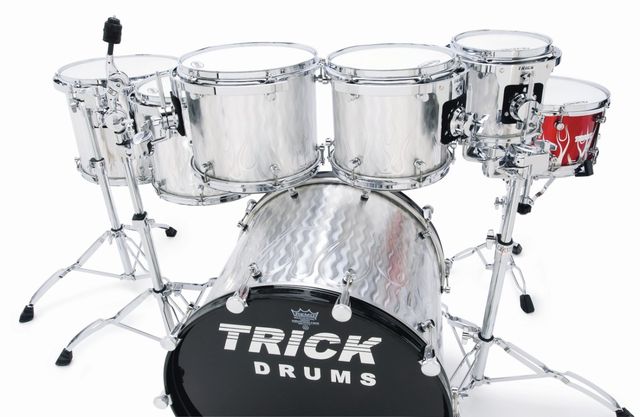 blank Trick point to the thinness of its drum shells as a positive, low-end enhancing factor in the sound of all of its drums